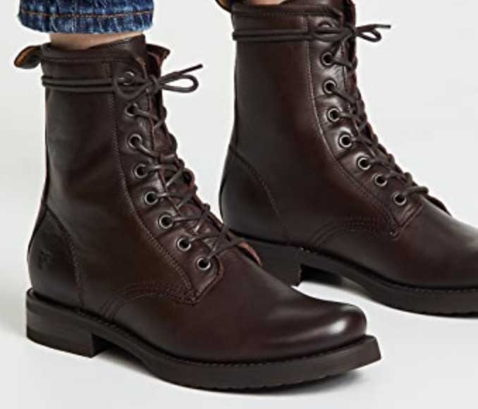 flat boots for women fall 2020, recommended by Next Level Wardrobe